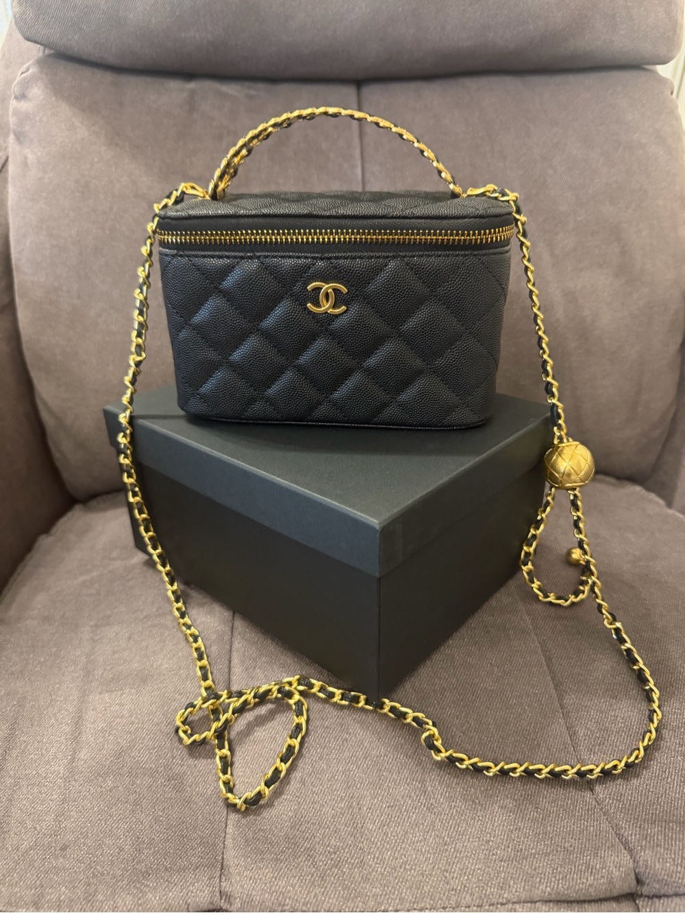 CHANEL Black Quilted Vanity Mini Bag with Gold Chain